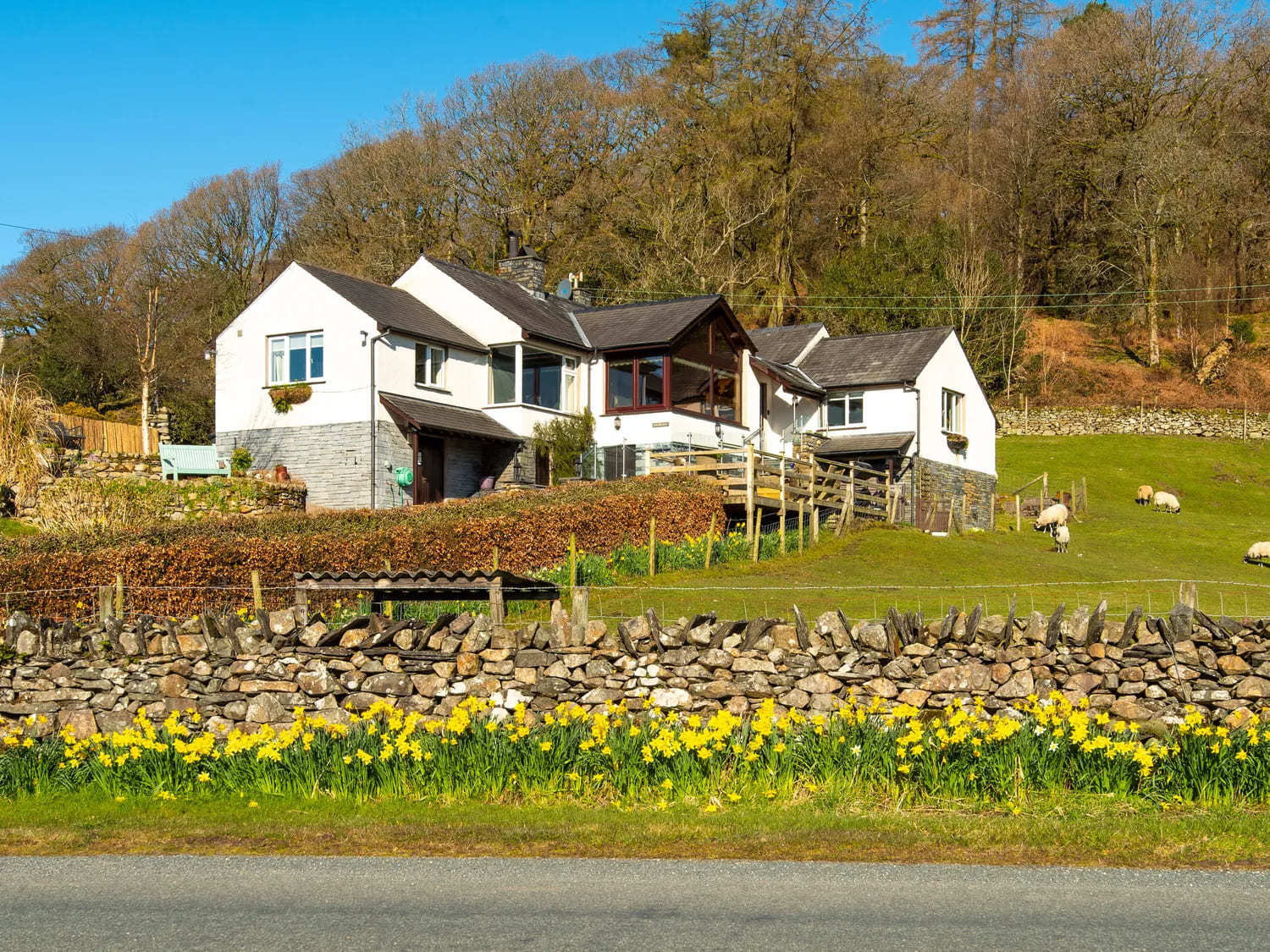 browside-large-hot-tub-cottage-for-16-coniston-lake-district-cumbria